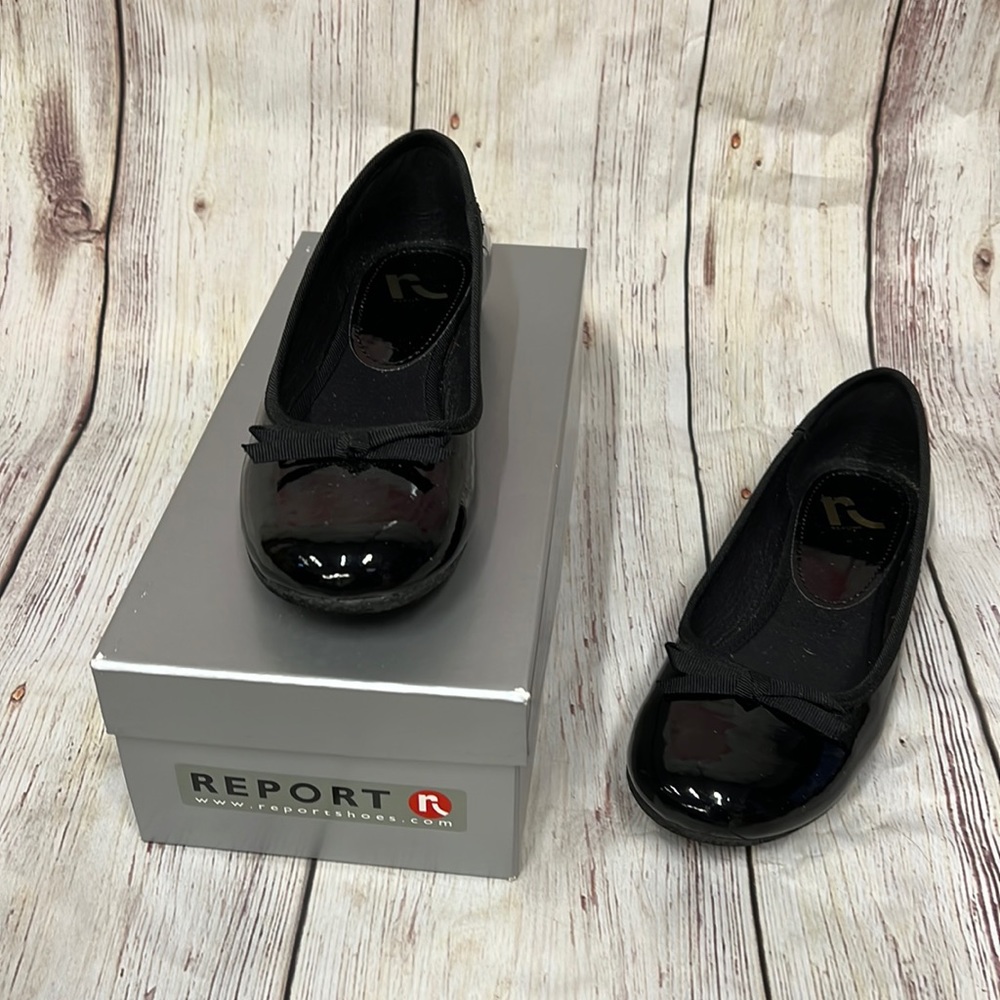 Report size 8 black flat